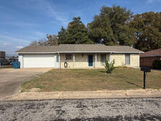 108 Brenda Drive, Mount Pleasant, TX 75455