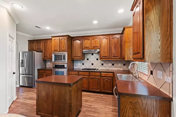 Grand Prairie, TX 75054,3148 Guadaloupe