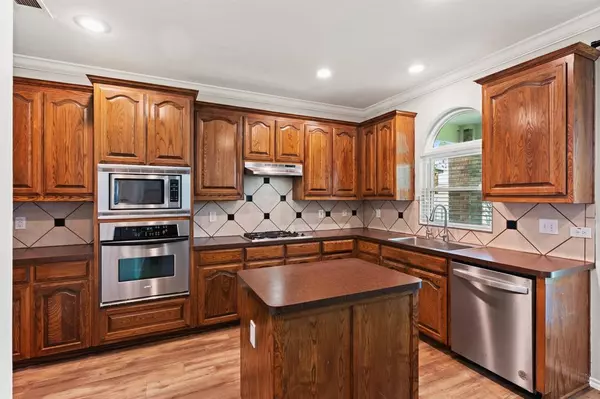 Grand Prairie, TX 75054,3148 Guadaloupe