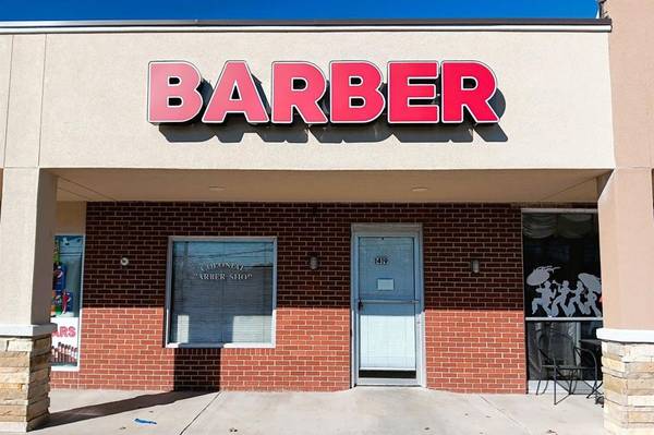 Sherman, TX 75092,1427 W Houston