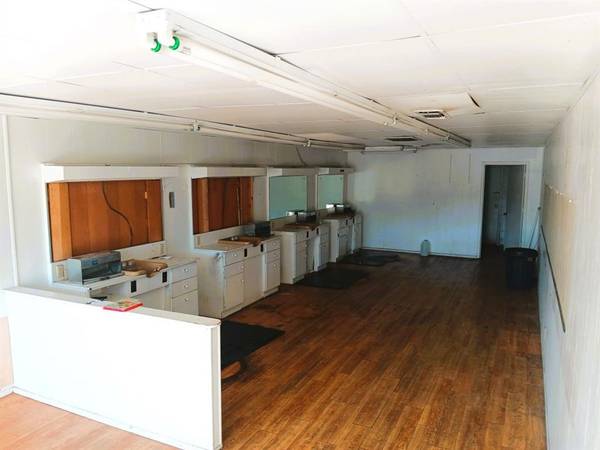 Sherman, TX 75092,1427 W Houston