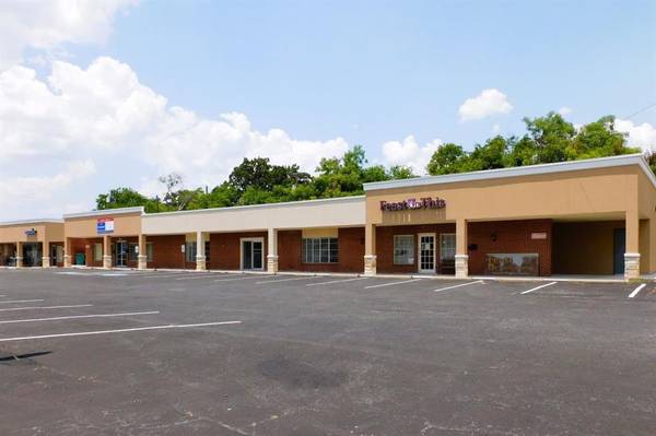 Sherman, TX 75092,1427 W Houston