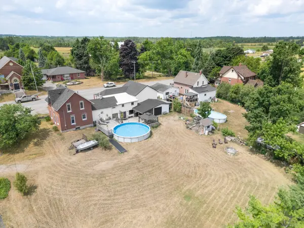 Kawartha Lakes, ON K0M 1L0,1984 Sturgeon RD