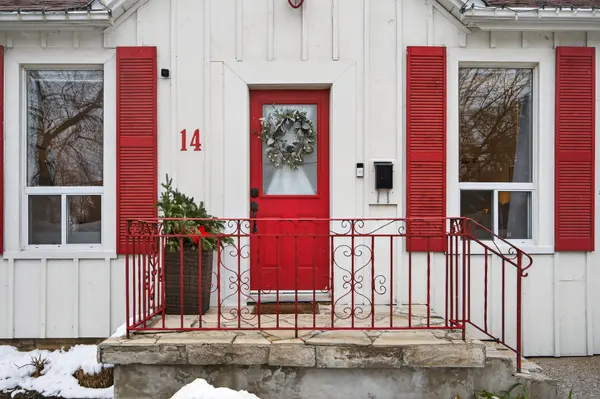 Hamilton, ON L8R 1V8,14 Lochearne ST