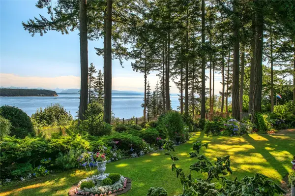 Campbell River, BC V9W 1G6,1093 Ash St