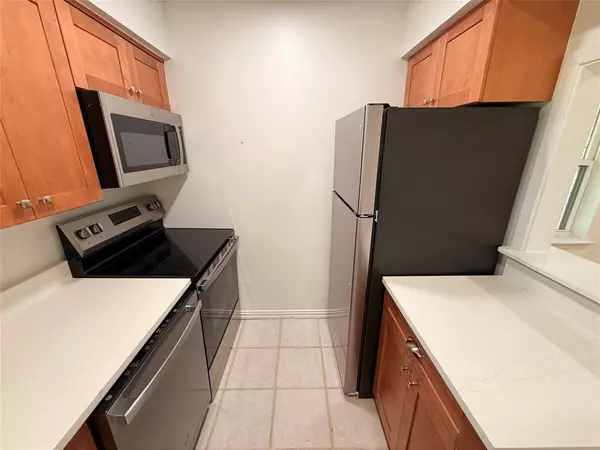 Dallas, TX 75209,3933 Inwood Road #2023