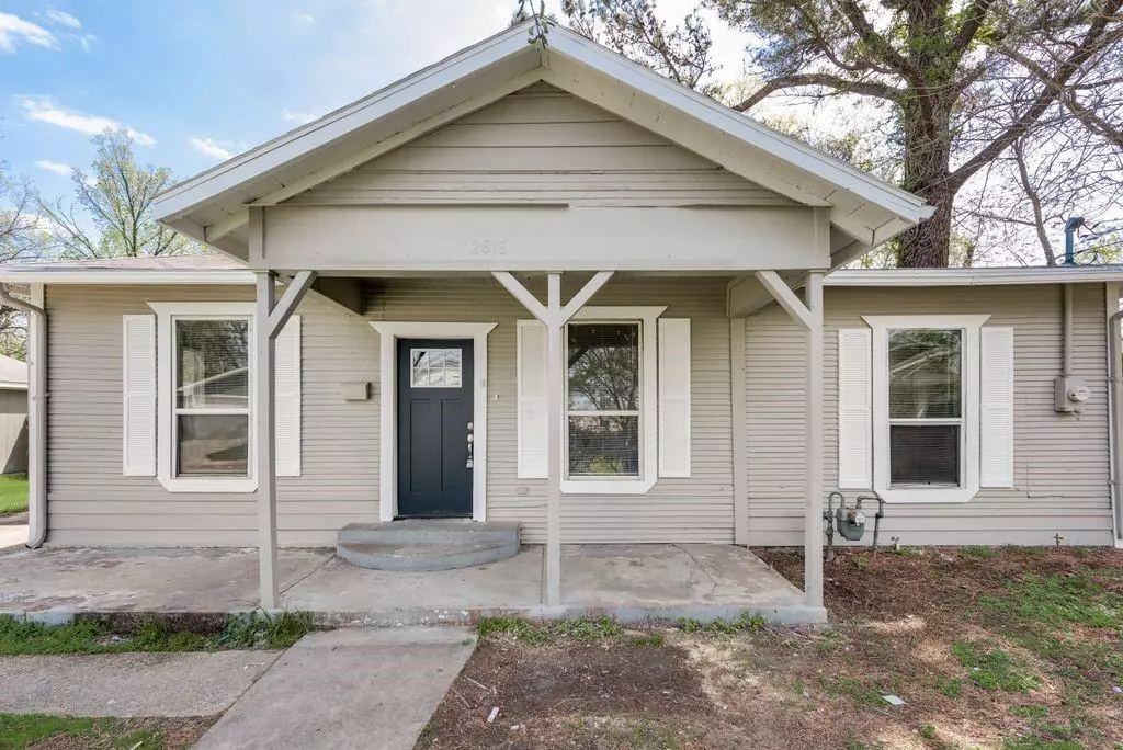 Dallas, TX 75215,2818 Oakdale Street