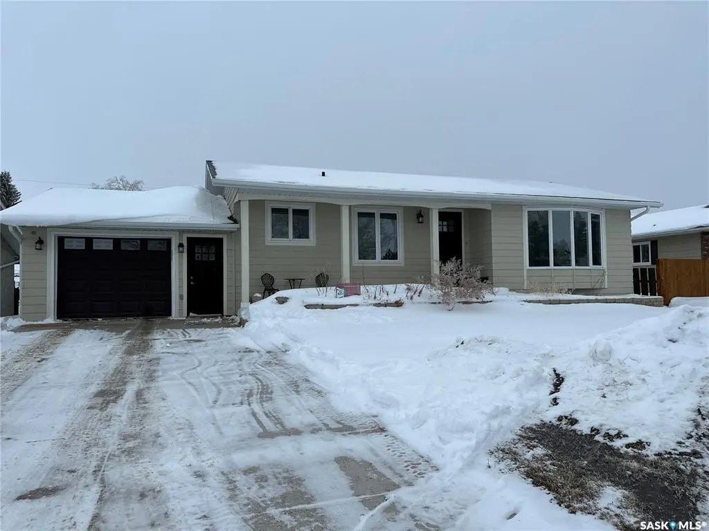 308 4th STREET E, Carnduff, SK S0C 0S0