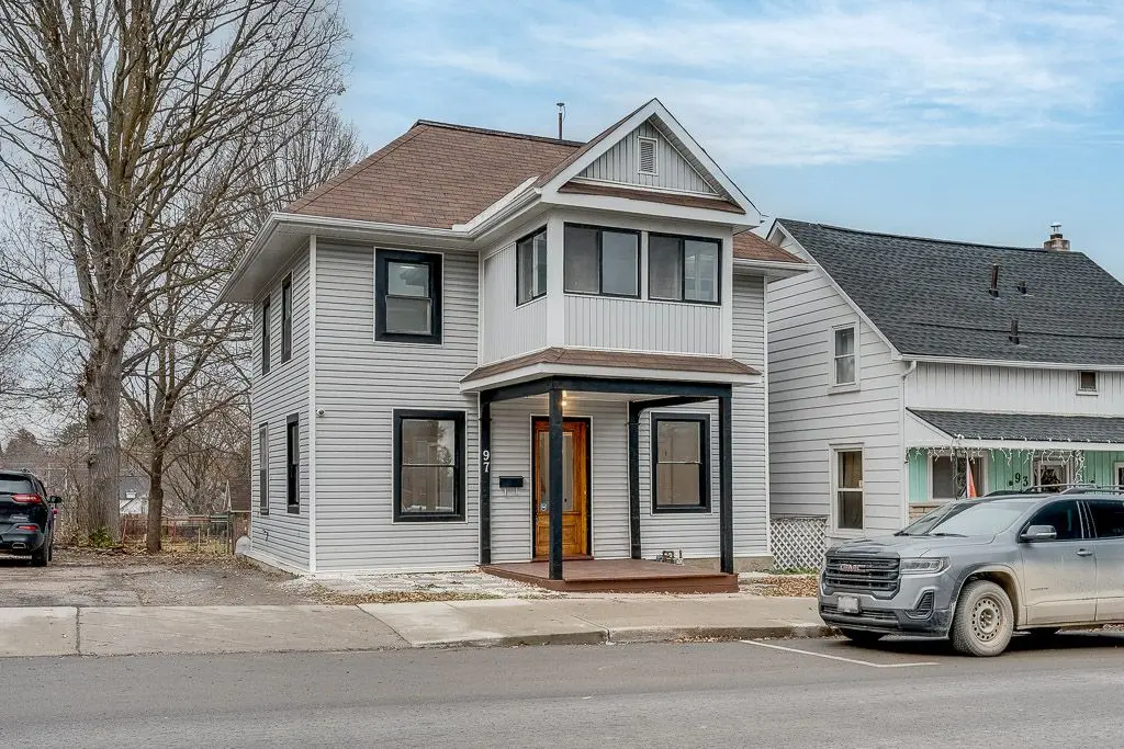 97 Madawaska ST, Arnprior, ON K7S 1S2