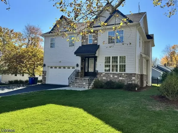 Livingston Twp., NJ 07039,9 Spalding Dr