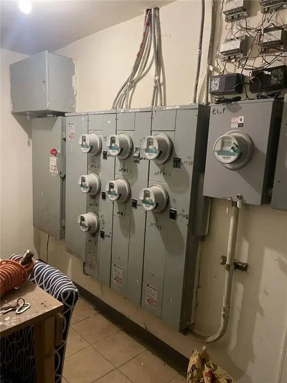 43-12 104th ST, Corona, NY 11368