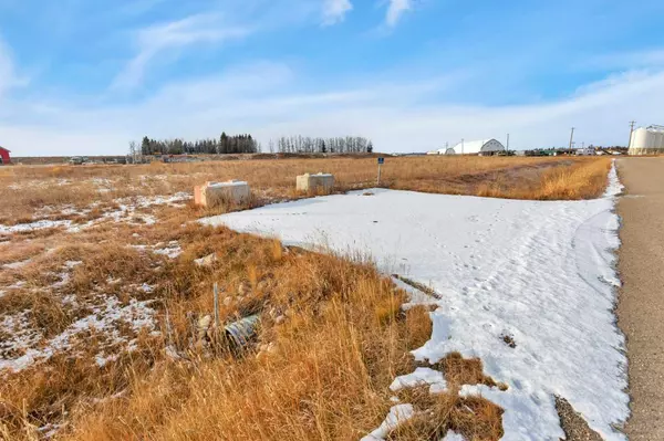 Rural Clearwater County, AB T4T 2A2,10 METALDOG DR