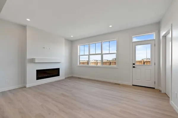 Calgary, AB T3J 5R8,205 Homestead TER NE