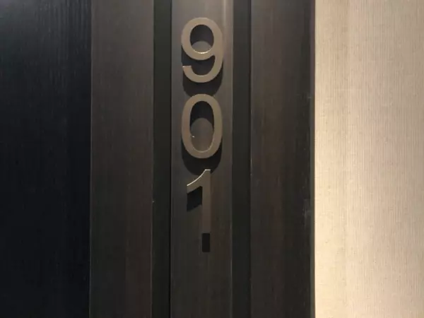 Toronto C08, ON M4Y 1Y4,501 Yonge ST #901