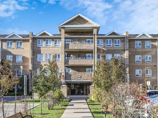 Whitchurch-stouffville, ON L4A 1Y7,481 Rupert AVE #114