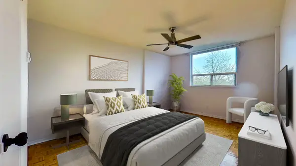 Toronto W08, ON M9C 1V6,14 Neilson DR #303