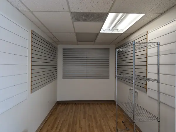 Barrhaven, ON K2J 2T2,35 Larkin DR #Suite 202