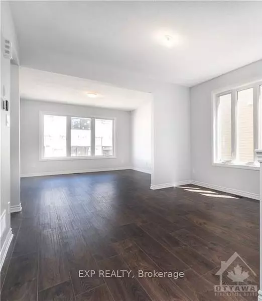 Barrhaven, ON K2J 6Z9,14 Racemose ST