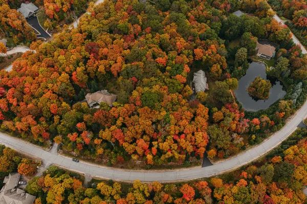 Huntsville, ON P1H 0A8,130 Deerfoot TRL