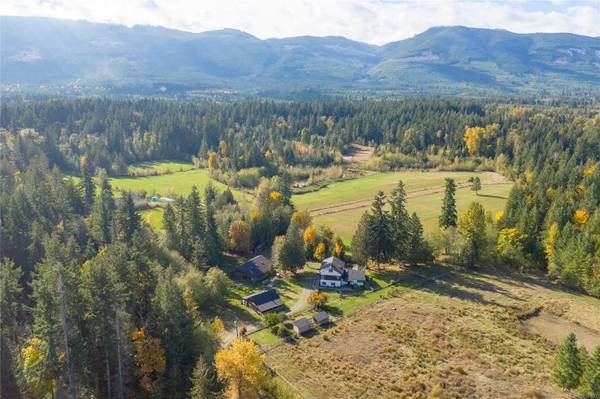 1445 McLean Rd, Errington, BC V0R 1V0