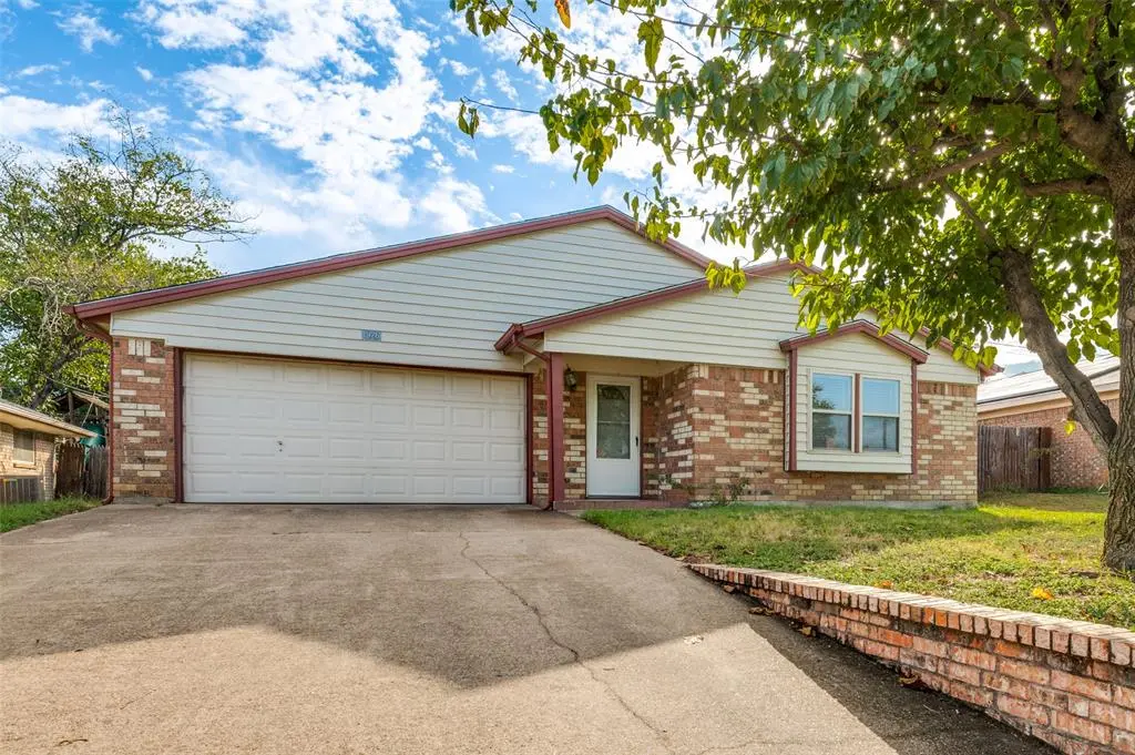 Irving, TX 75060,1926 Creek Wood Circle