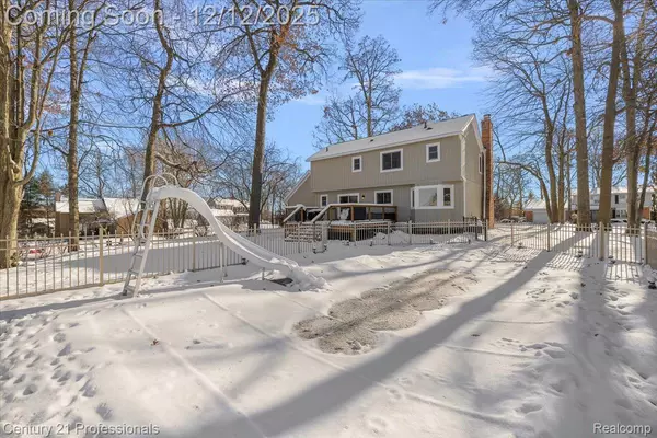 Clarkston, MI 48346,5945 Snow Apple DR