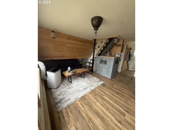 Ukiah, OR 97880,112 E State ST