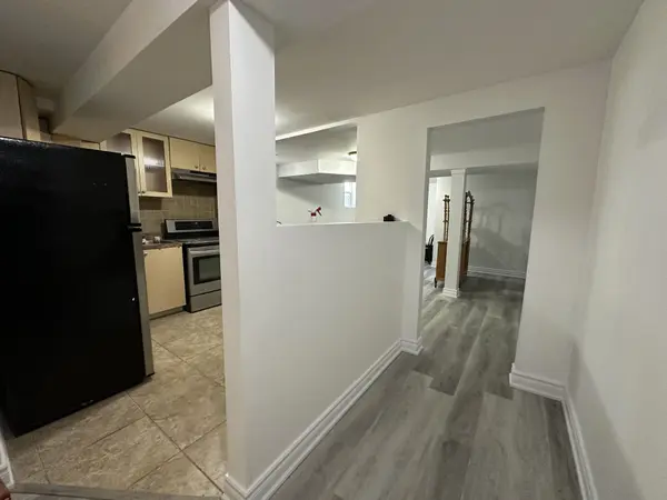 Brampton, ON L6P 1B1,20 Hollowgrove BLVD #Basement