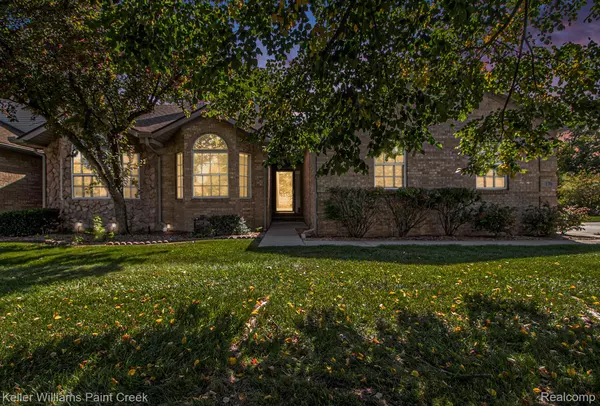 Canton, MI 48187,170 Cherry Hill Pointe DR