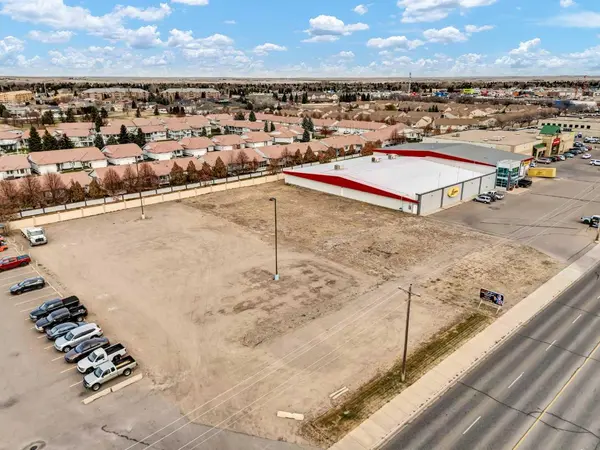 1342 Trans Canada WAY SE, Medicine Hat, AB T1H 5S1