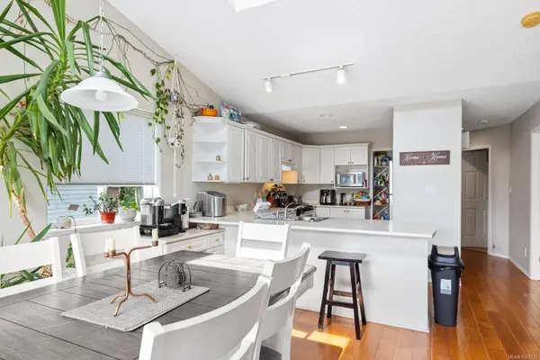 Duncan, BC V9L 5H2,3166 Golab Pl