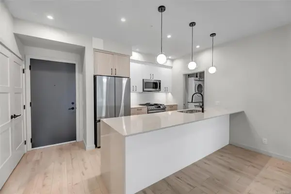 Langford, BC V9B 7A1,958 Pharoah Mews #408