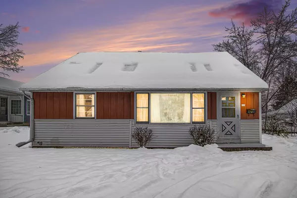 210 Oakhurst AVE, Kalamazoo, MI 49001