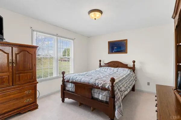 Concord, VA 24538,233 View LN