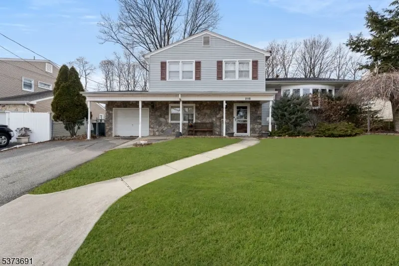 South River Boro, NJ 08882,216 Willett Ave