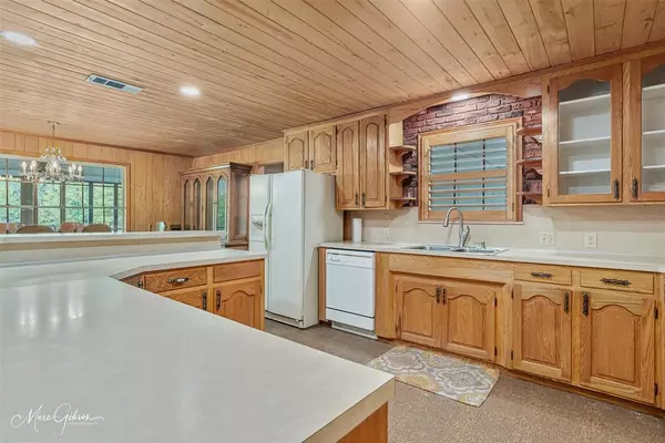 Shreveport, LA 71107,8039 Choctaw Lane