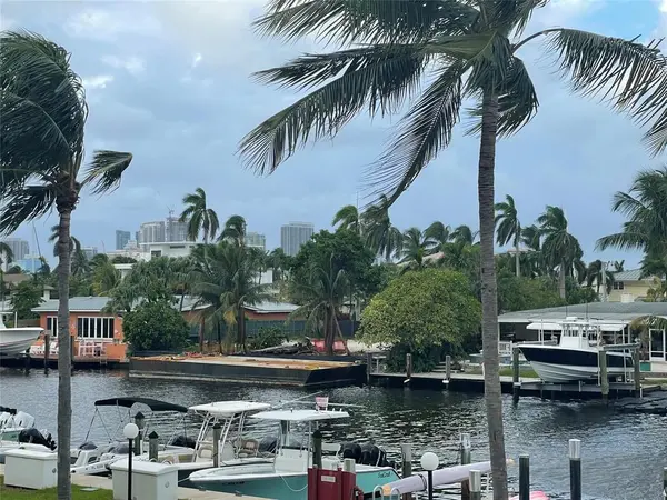 Fort Lauderdale, FL 33316,1731 SE 15 #206