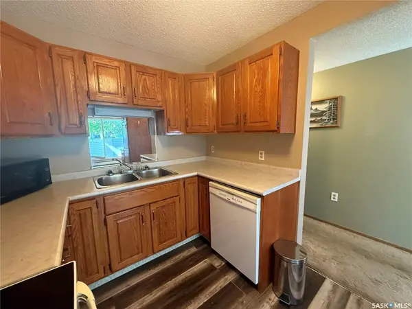 Kindersley, SK S0L 1S0,119 4th AVENUE #4