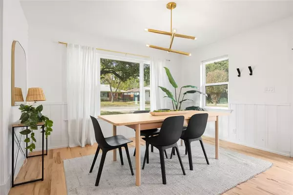 Dallas, TX 75214,6569 Ascot Lane