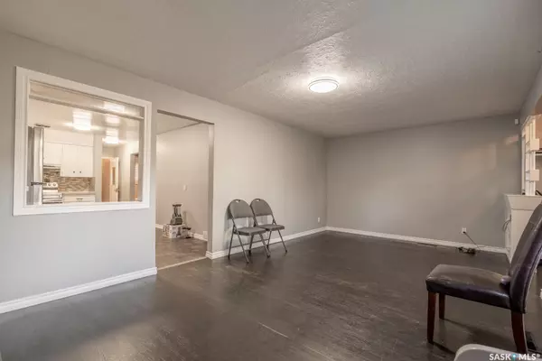 Regina, SK S4P 0P2,1321 Victoria AVENUE