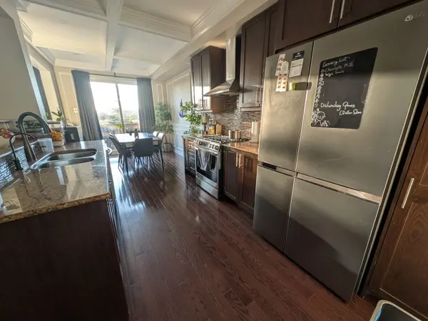 Oakville, ON L6M 0M3,2019 Trawden WAY #16