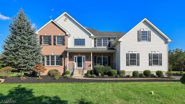 2 Steeple Dr, Hillsborough Twp., NJ 08844