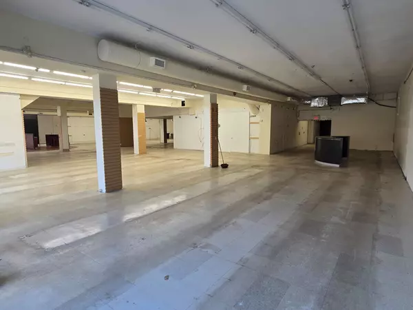 Clarington, ON L1B 1K9,15 King AVE W