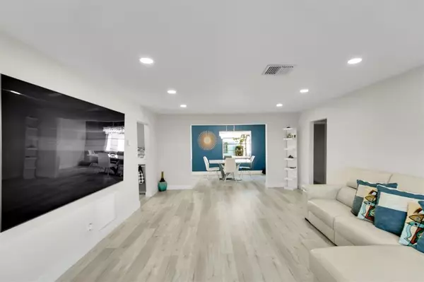 Boynton Beach, FL 33426,1904 SW 17th Ave