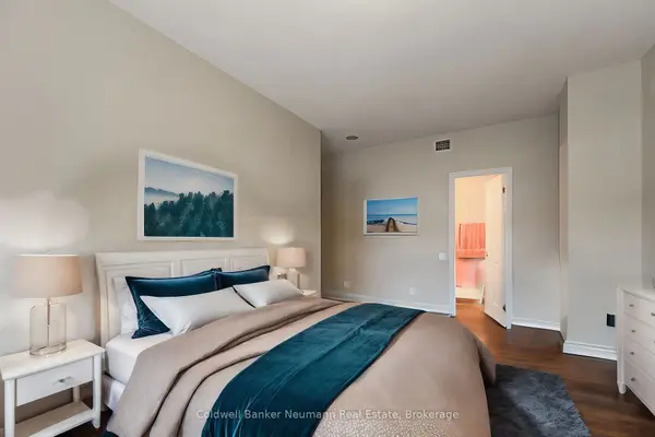 Oakville, ON L6J 7V9,60 Old Mill RD #409