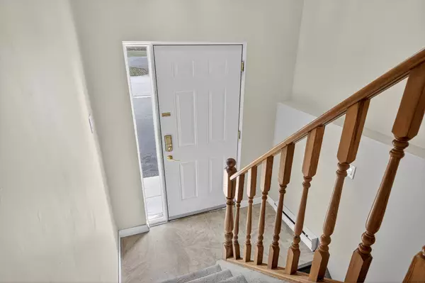 Peterborough, ON K9J 8H7,547 Crystal DR