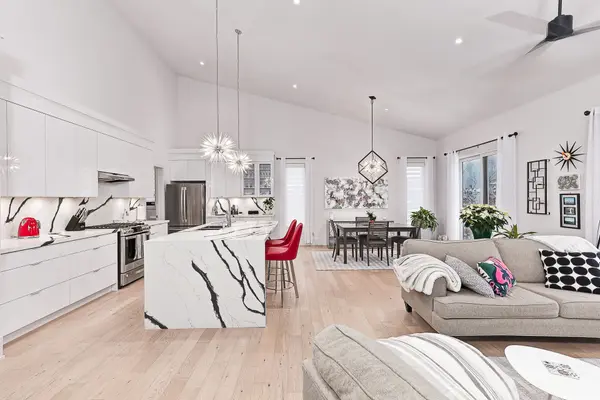 Blue Mountains, ON N0H 1J0,126 Tekiah RD