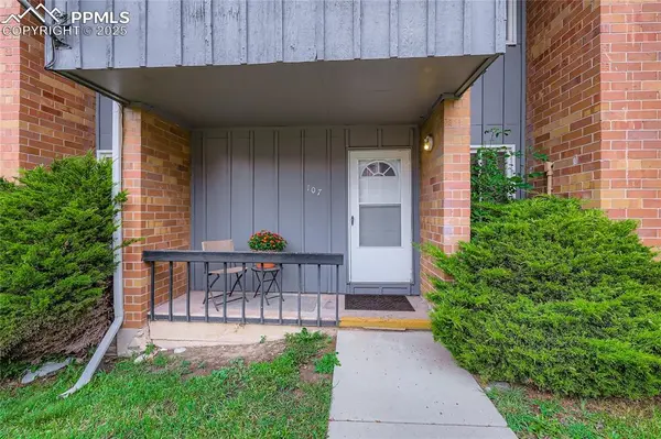 Colorado Springs, CO 80915,1625 N Murray BLVD #107