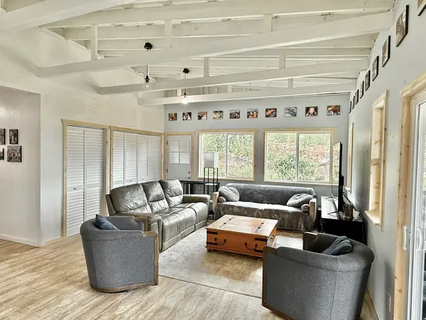 Ocean View, HI 96737,92-2083 KAILUA BLVD