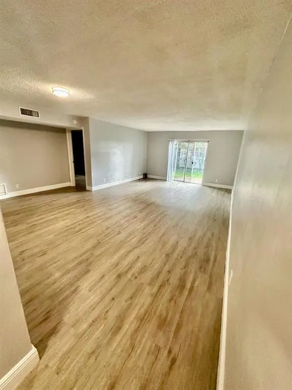 Sunrise, FL 33313,1740 NW 60th Ave #6